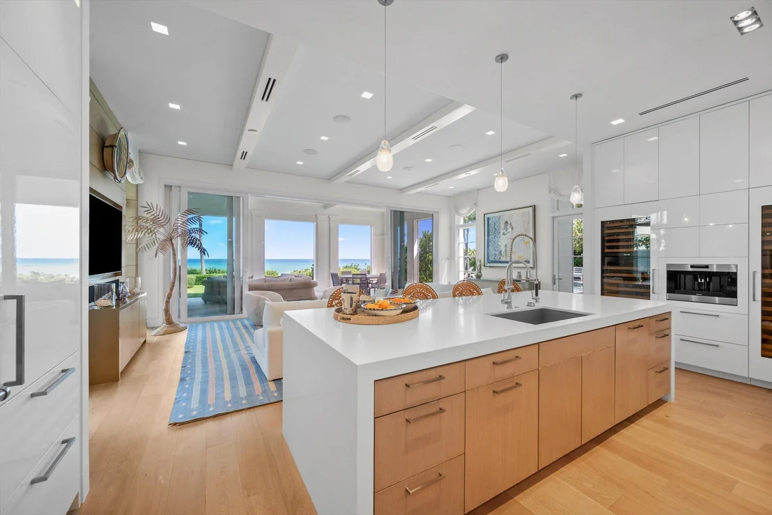 Photo of 3501 N Ocean Boulevard