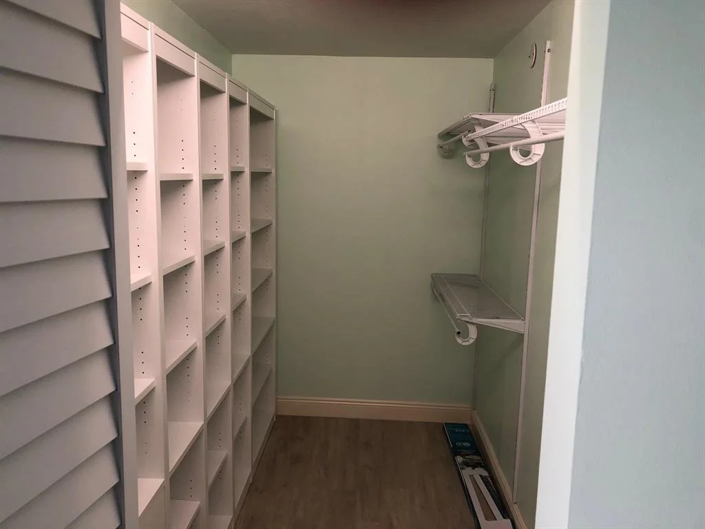 Photo of Unit D1 at 303 Pine Ridge Circle