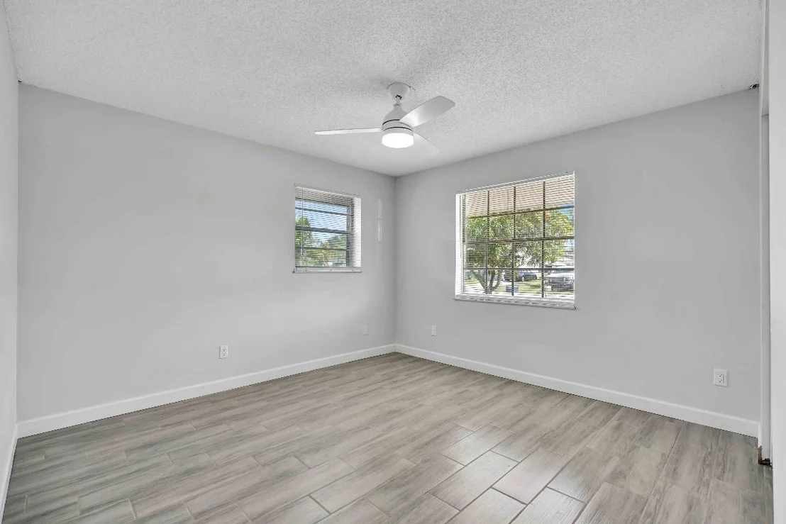 Photo of 4368 SE Hamilton Lane