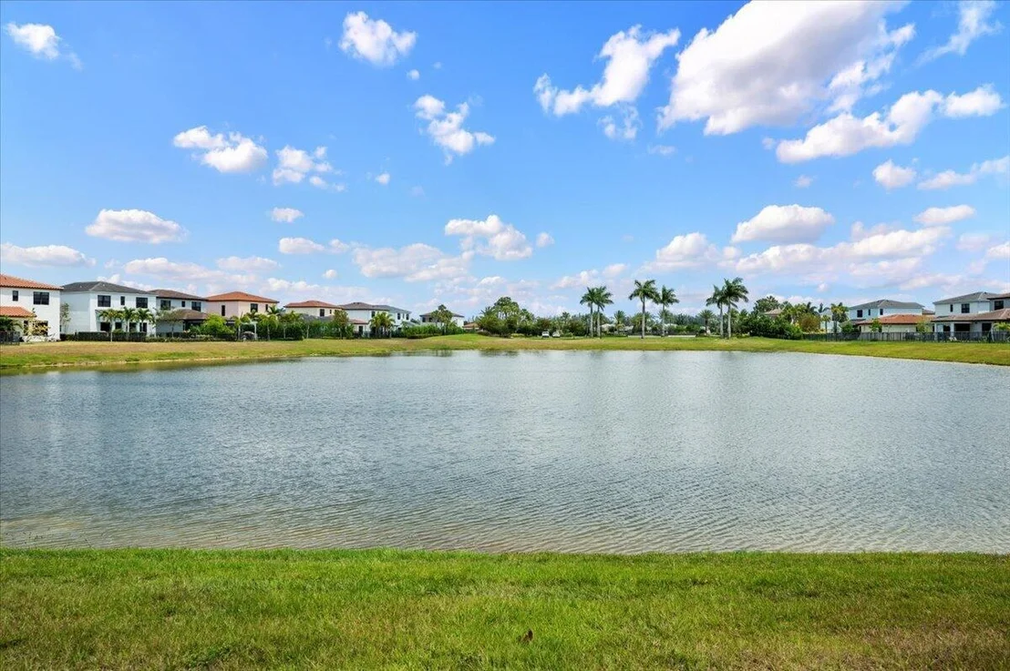 Photo of 5442 Starfish Road