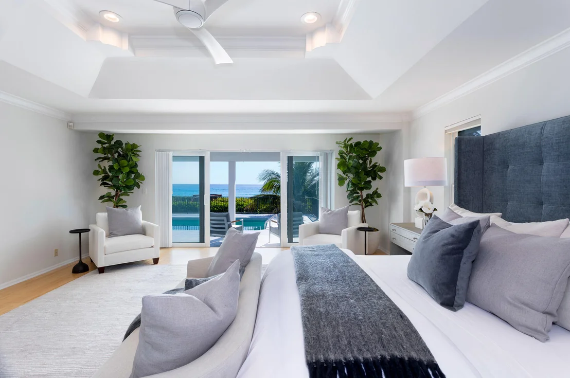 Photo of 5929 N Ocean Boulevard
