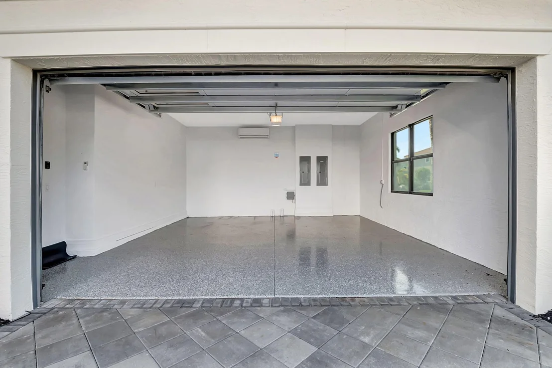 Photo of 17328 Rosella Road