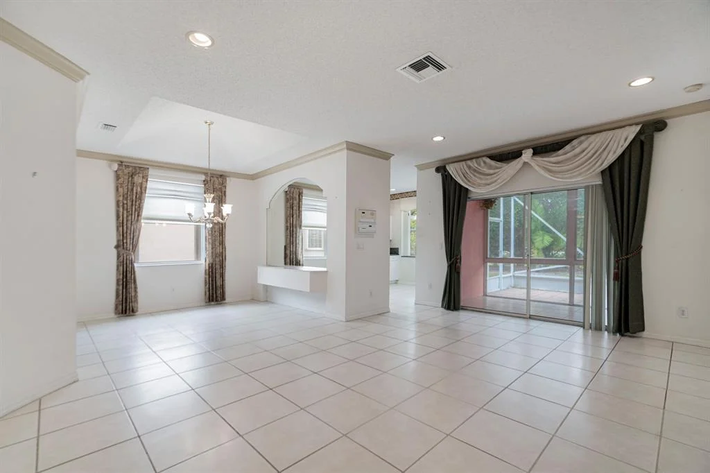 Photo of 10895 Fillmore Drive