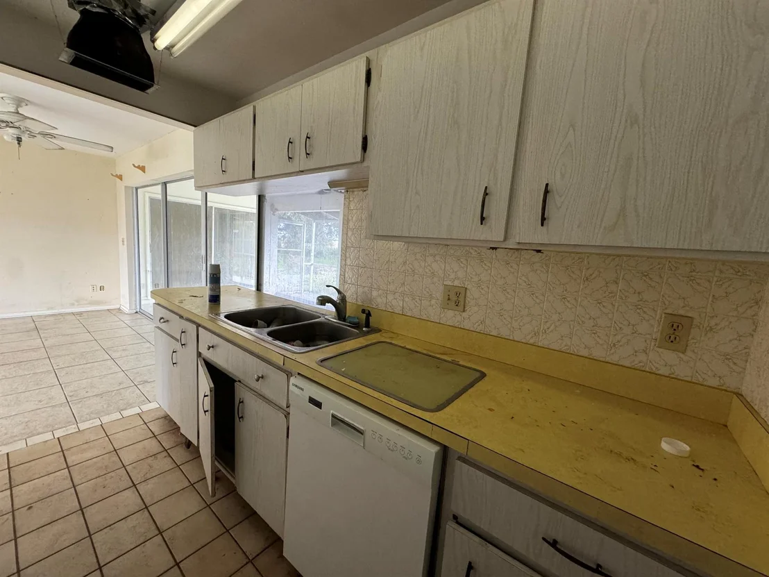 Photo of 4379 SE Bayshore Terrace