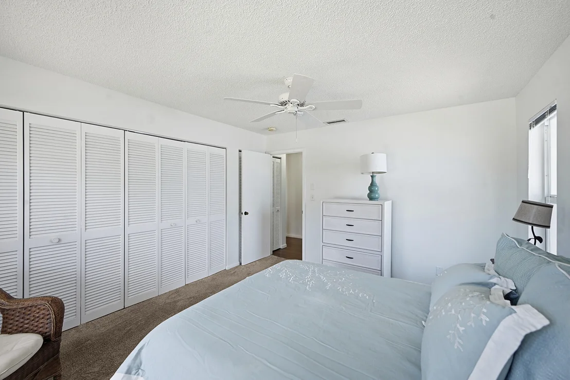 Photo of 321 Del Rio Boulevard