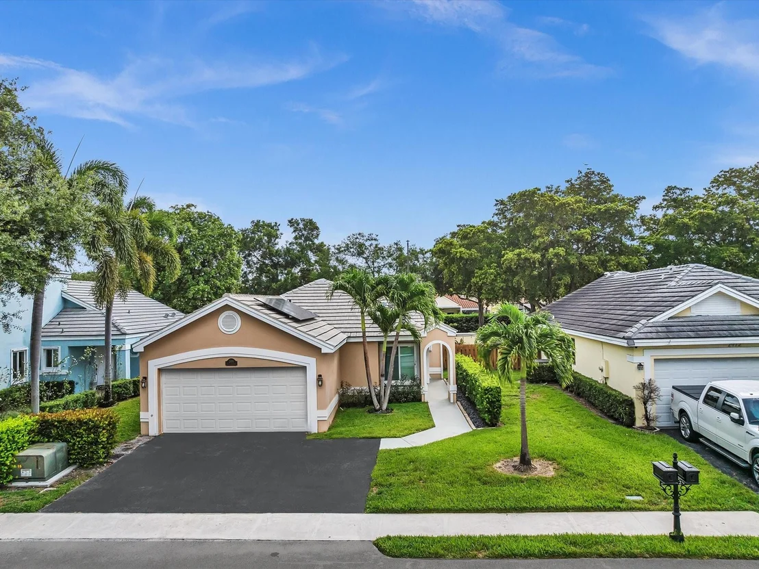 Photo of 2970 Myrtle Oak Circle