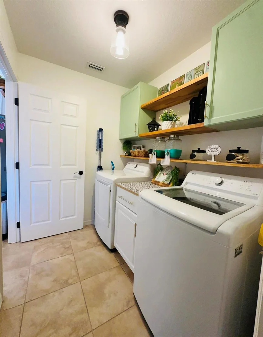 Photo of 15025 SW 24th Circle
