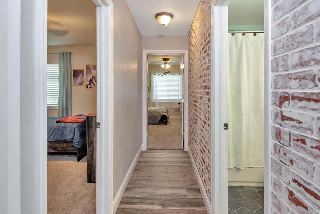 Photo of 5161 Rosen Boulevard