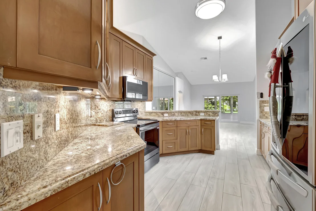 Photo of 6237 Canal Shore Way