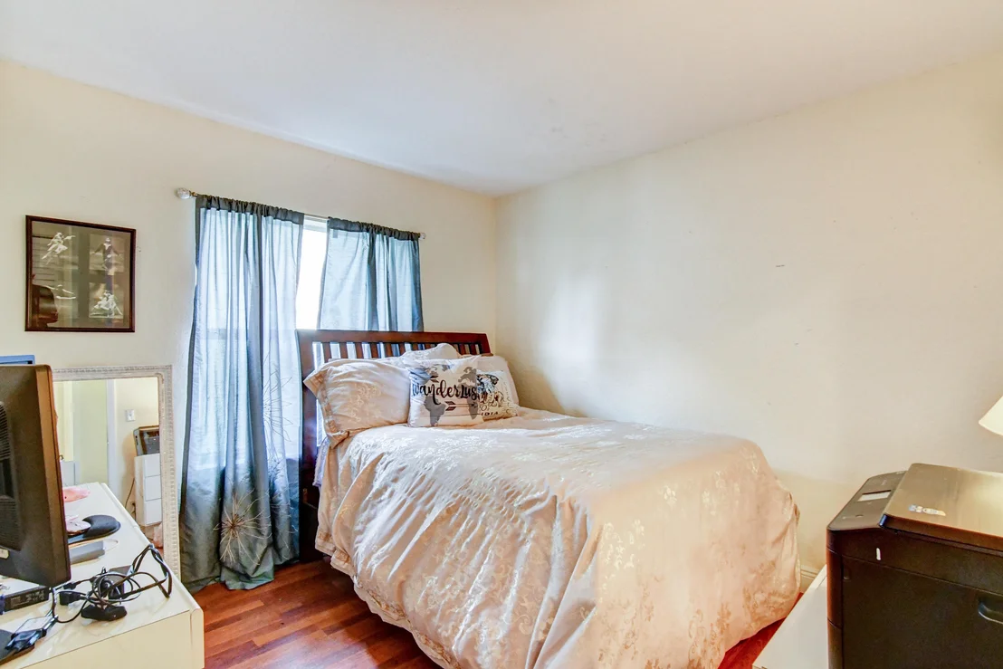 Photo of 6194 Moonbeam Drive