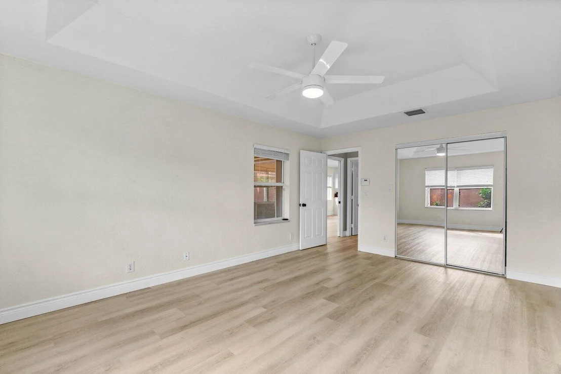 Photo of 5227 Grande Palm Circle
