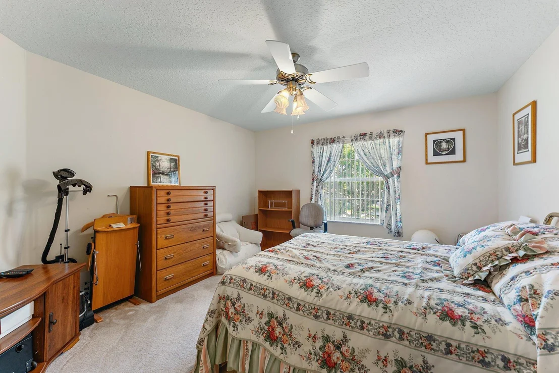 Photo of 259 Cardinal Lane