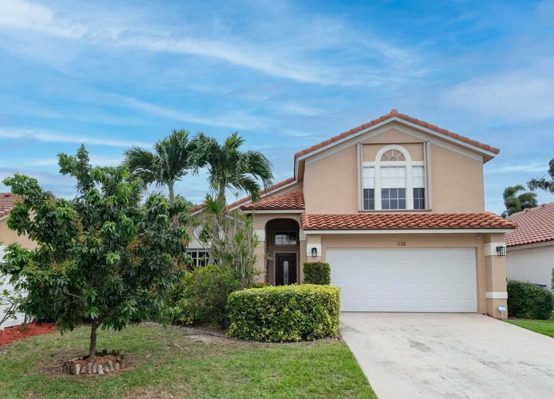 Photo of 132 Stonebriar Boulevard