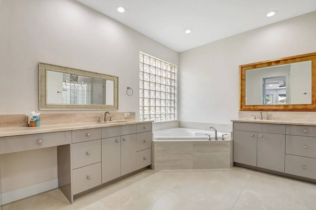 Photo of 13209 Alhambra Lake Circle