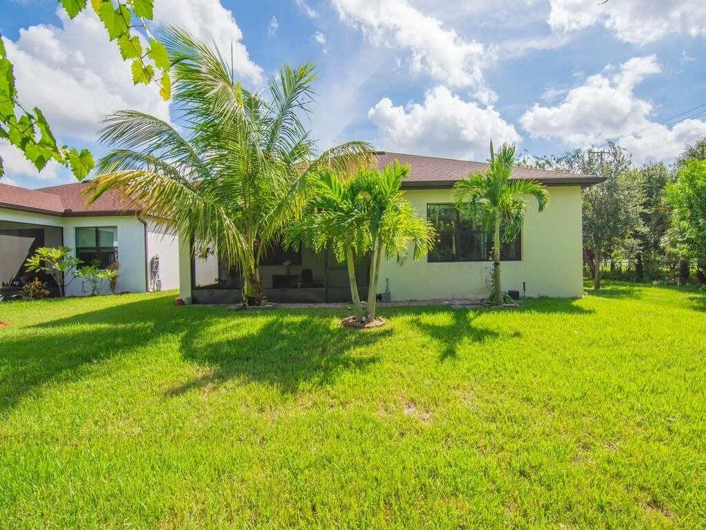Photo of 1613 Willows Square