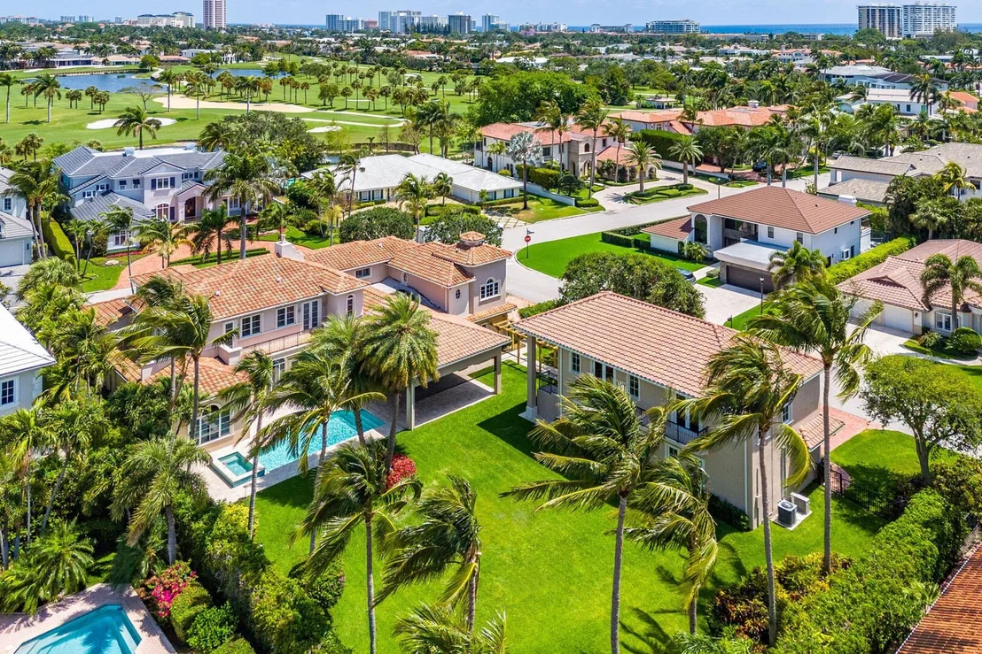 Photo of 384 Royal Palm Way