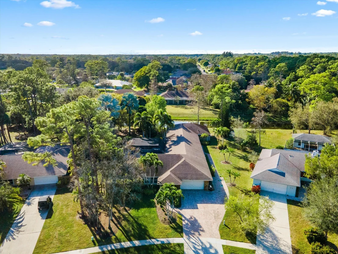 Photo of 135 Saint Davids Way