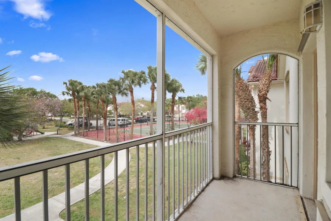Photo of 272 SE Kitching Circle