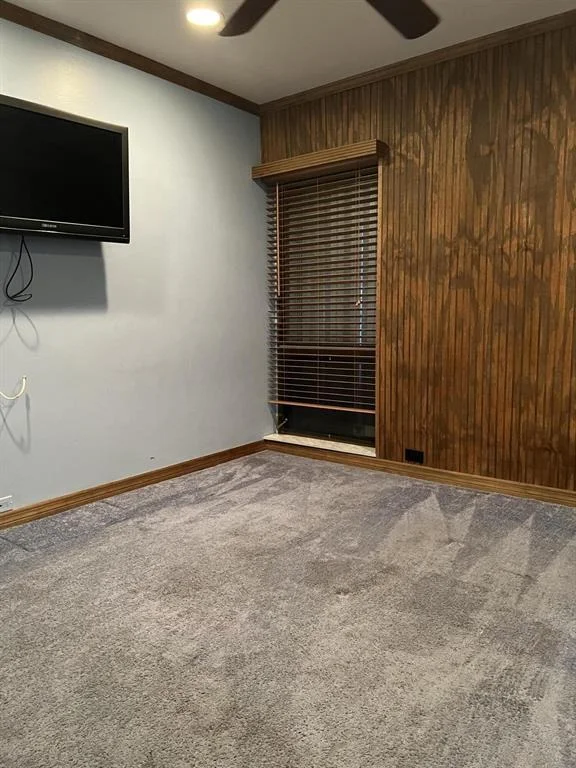 Photo of 3300 Avenue Serrant