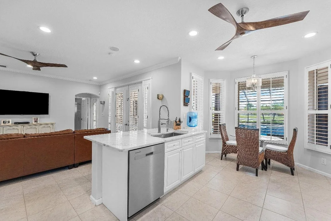 Photo of 6092 Indian Forest Circle