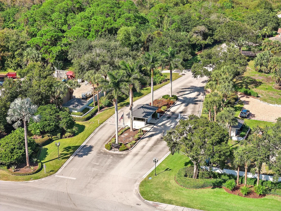 Photo of 7998 SE Hempstead Circle