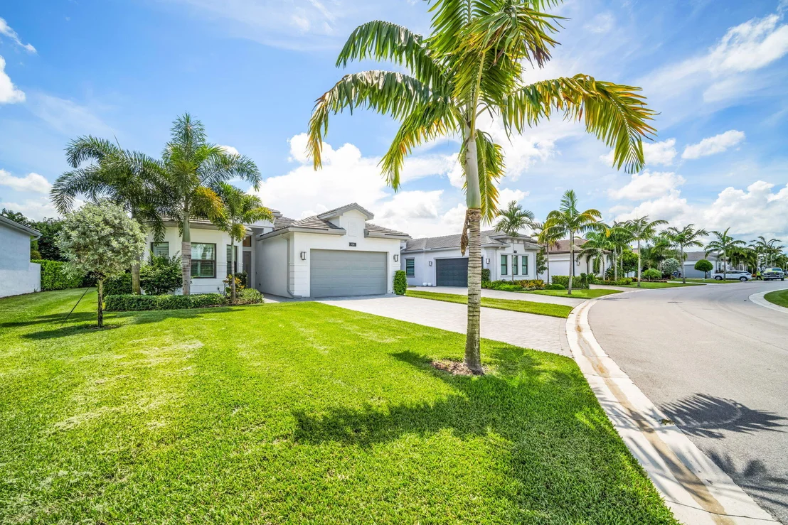 Photo of 9285 MOUNTAIN PINE Grove
