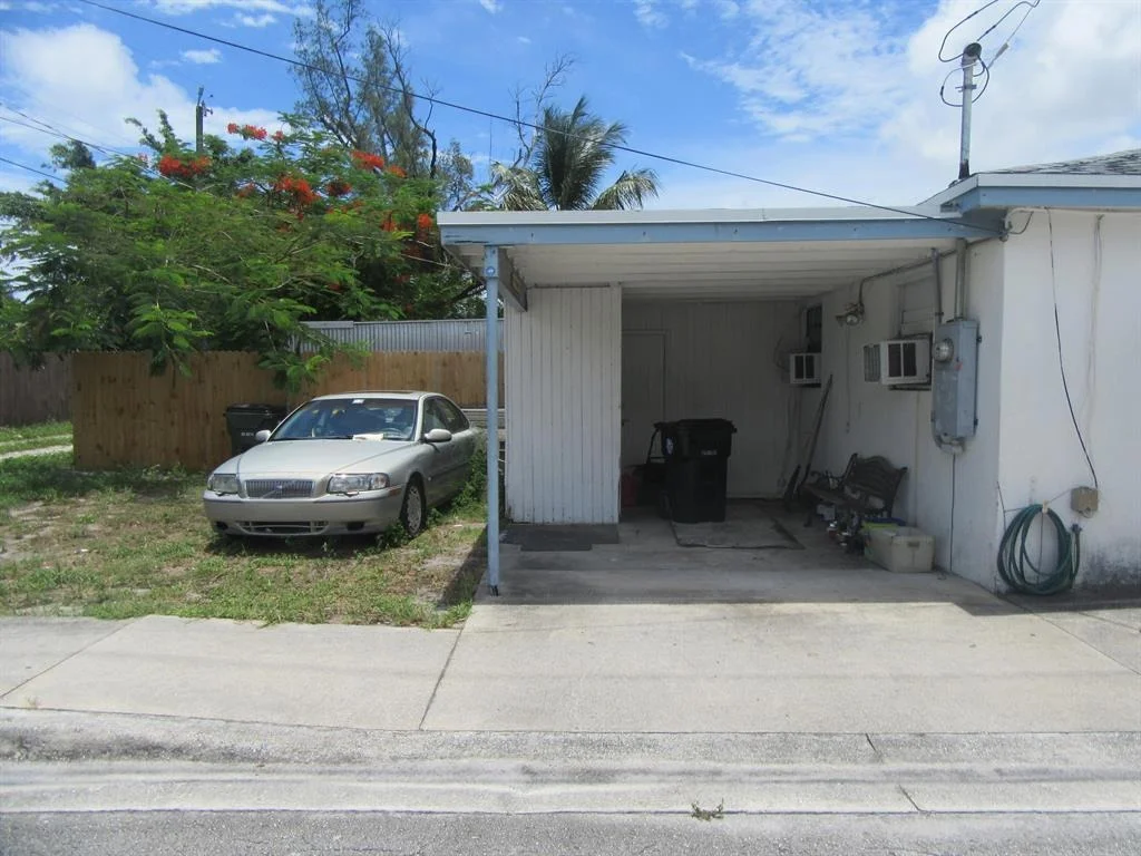 Photo of 332 N E Street