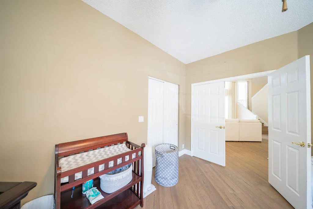 Photo of 136 N River Drive E