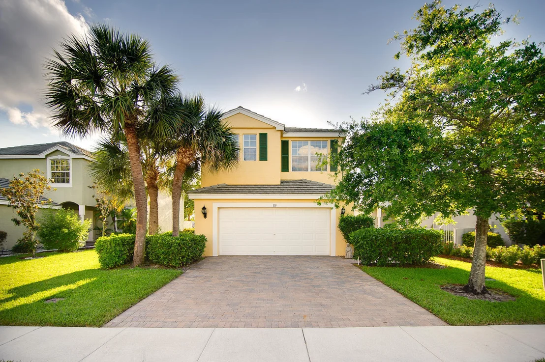 Photo of 119 Lancaster Way
