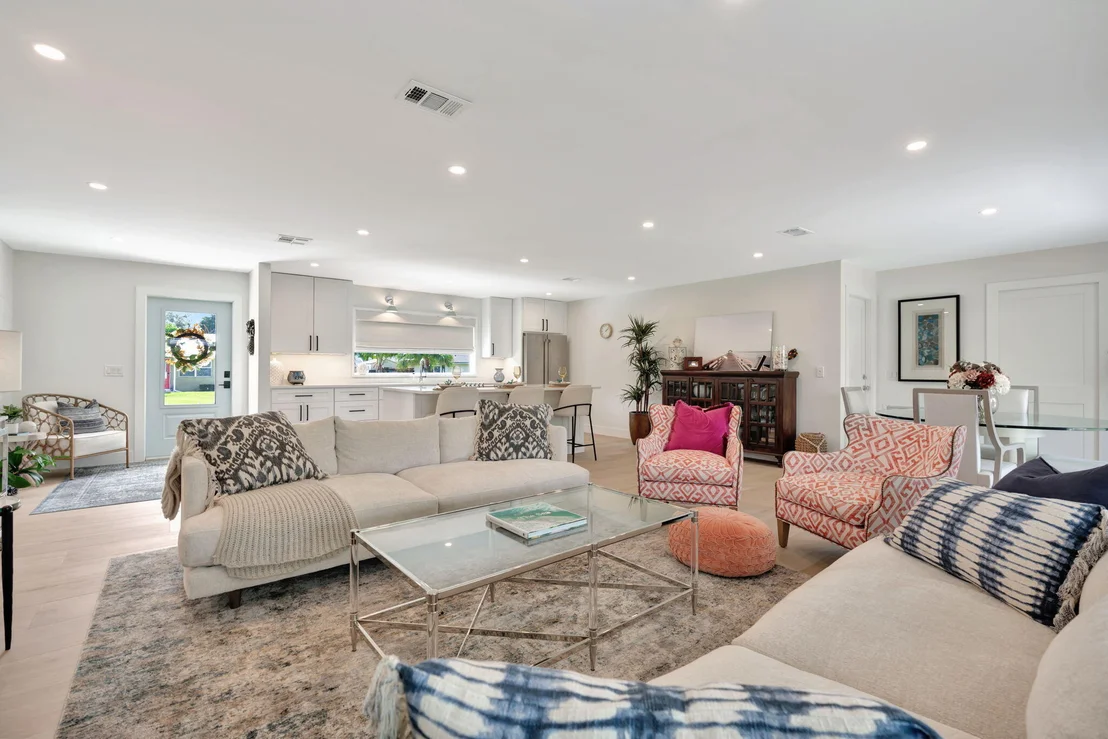 Photo of 359 Beacon Street