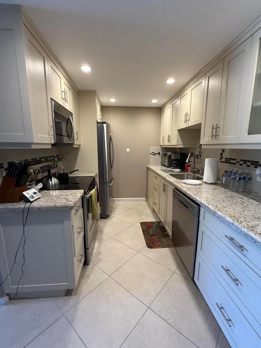 Photo of 1008 Wolverton A