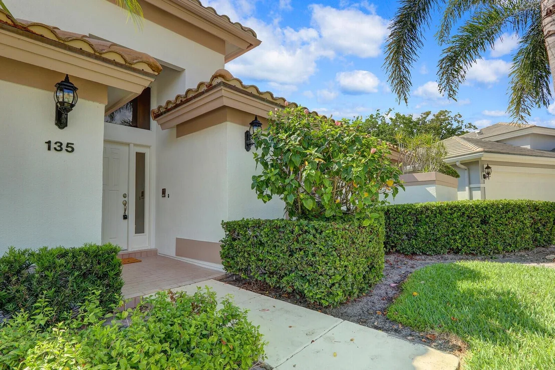 Photo of 135 Eagleton Court