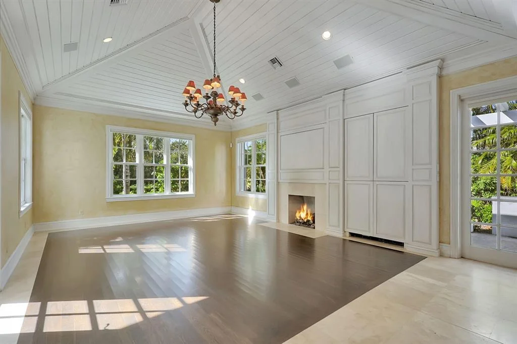 Photo of 551 White Pelican Circle