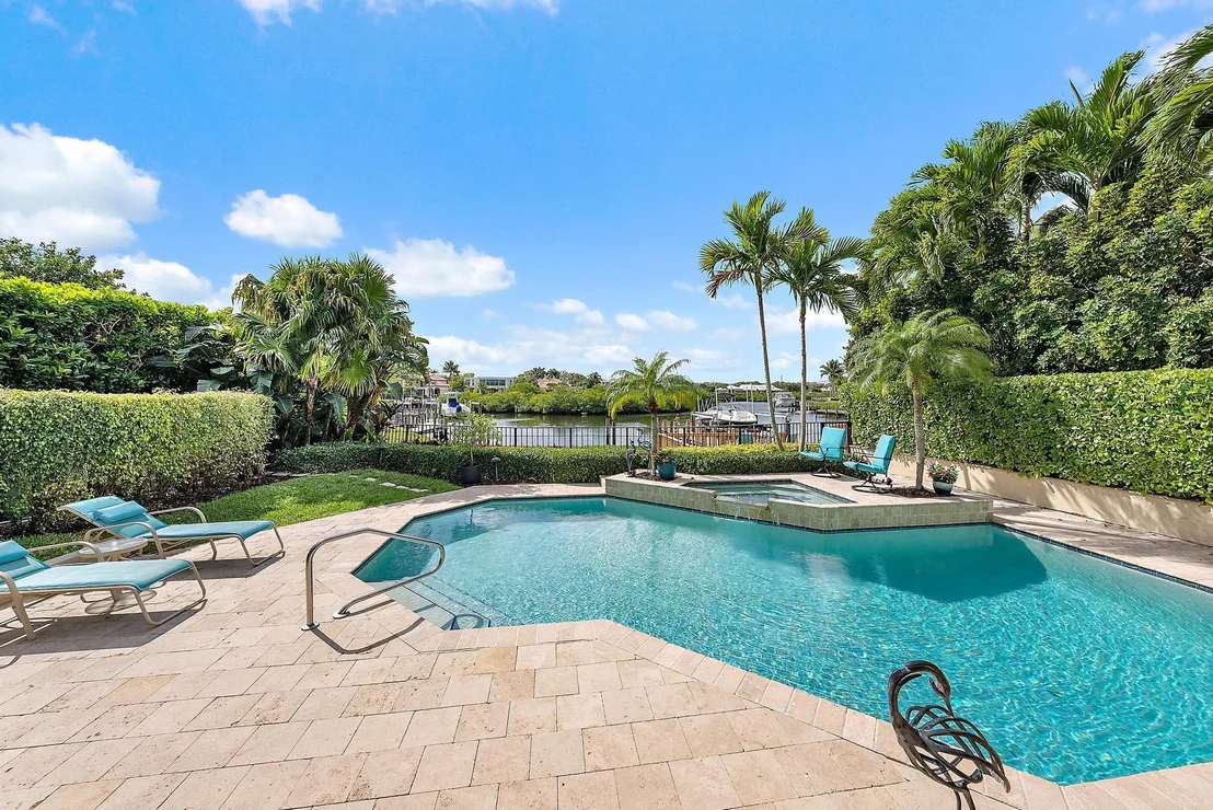 Photo of 263 Regatta Drive