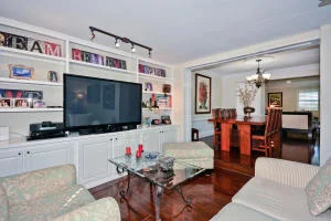 Photo of 241 Golfview Drive