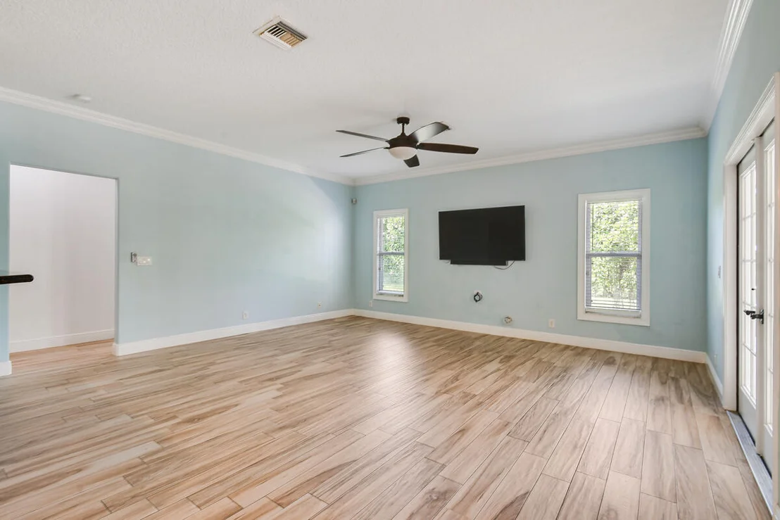 Photo of 1133 Egret Circle S