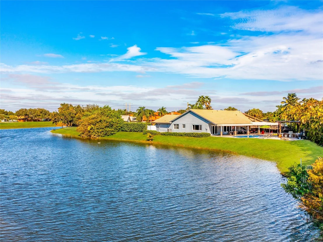 Photo of 6530 Olde Moat Way