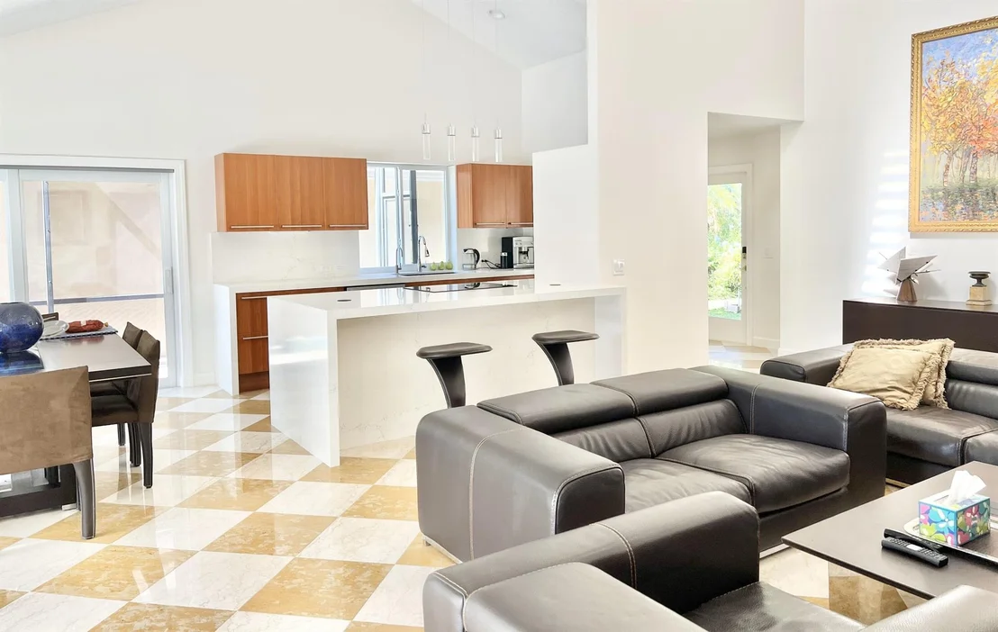 Photo of 214 River Park Drive
