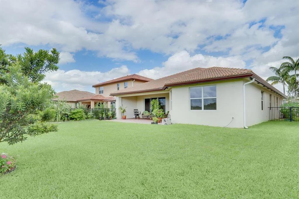 Photo of 4990 Manchia Drive