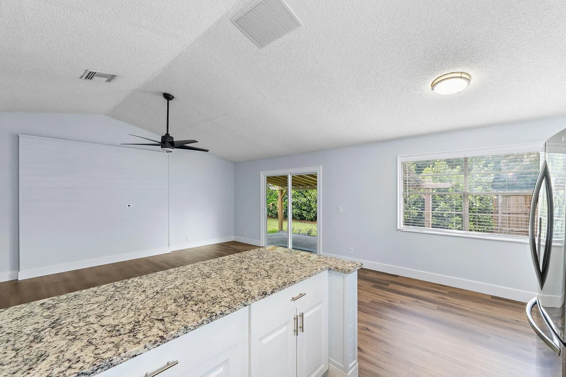 Photo of 141 Rosewood Circle