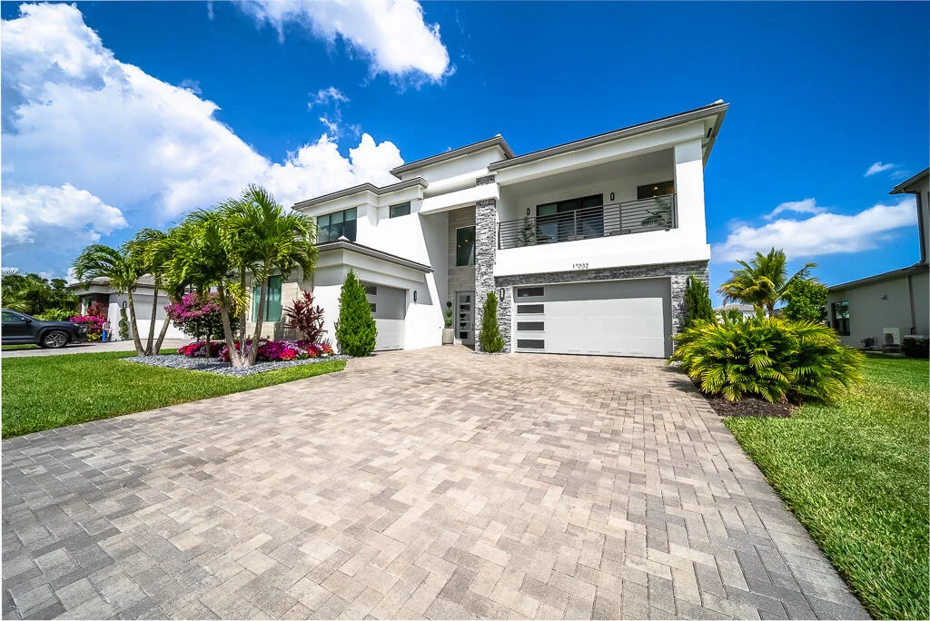 Photo of 17032 Watersprite Lakes Road