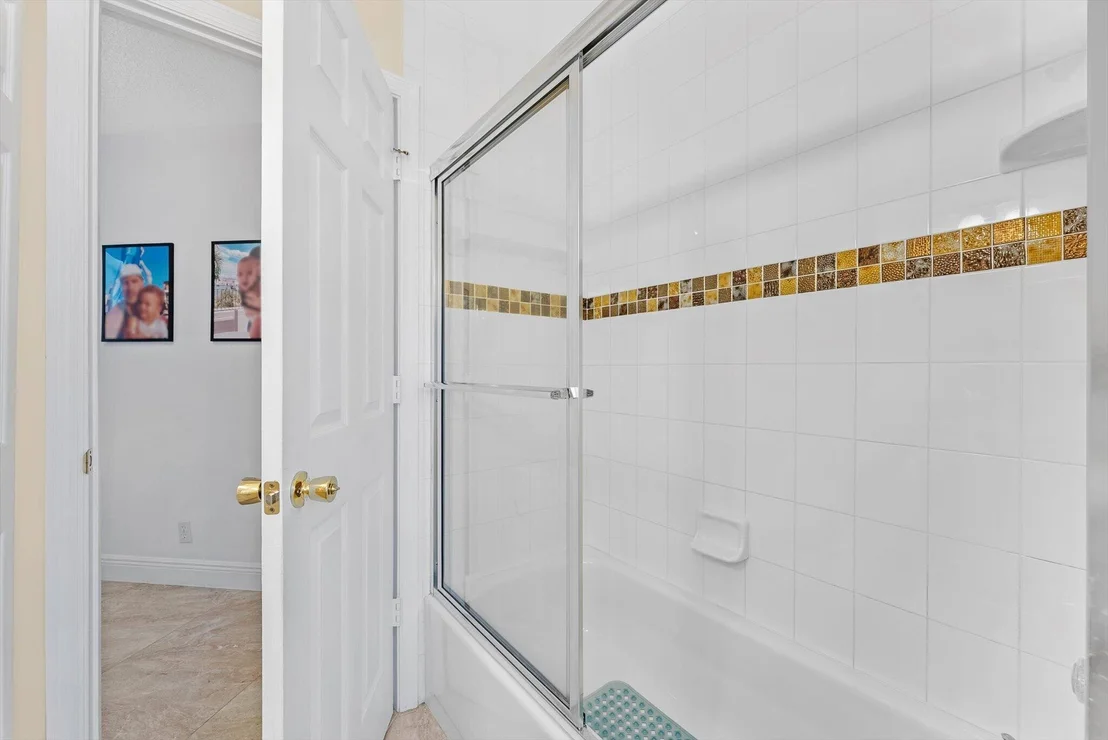 Photo of 22325 Collington Drive