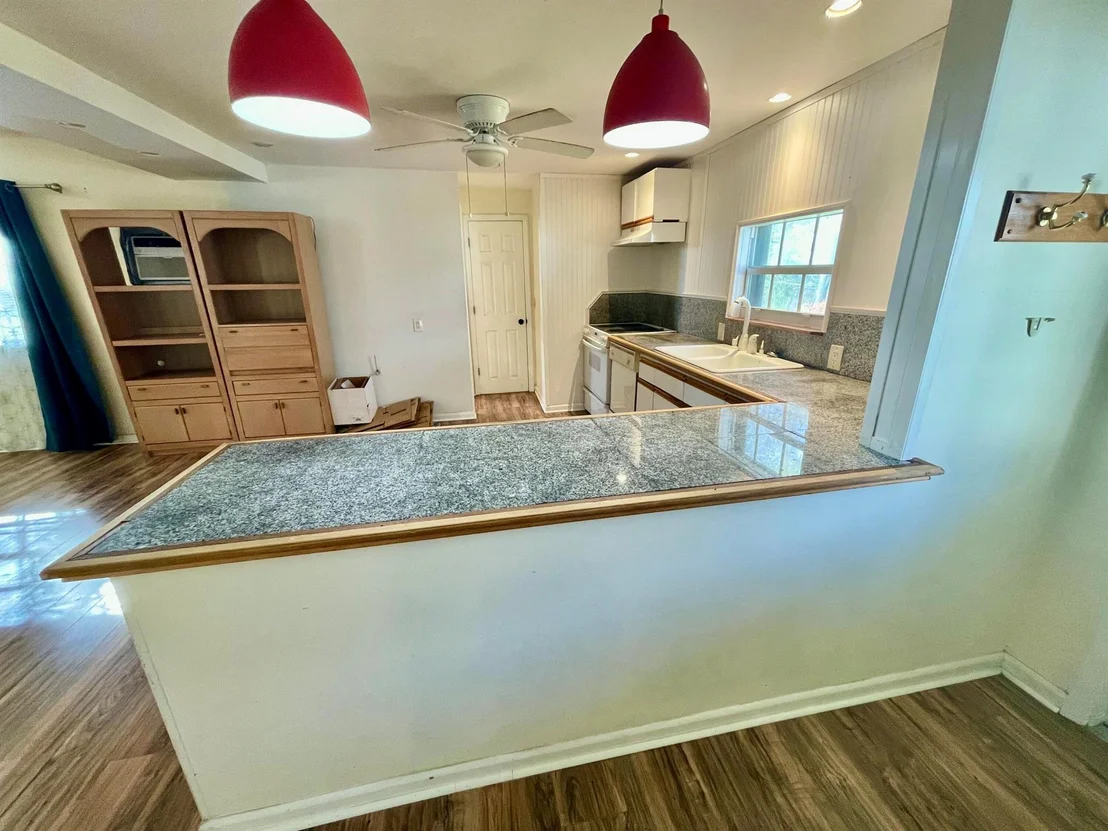 Photo of 1498 Hunter Road