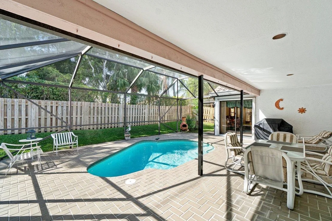 Photo of 15 Dogwood Circle
