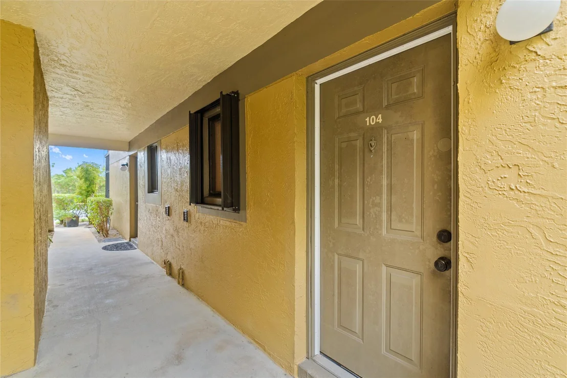 Photo of Unit 104 at 567 Trace Circle