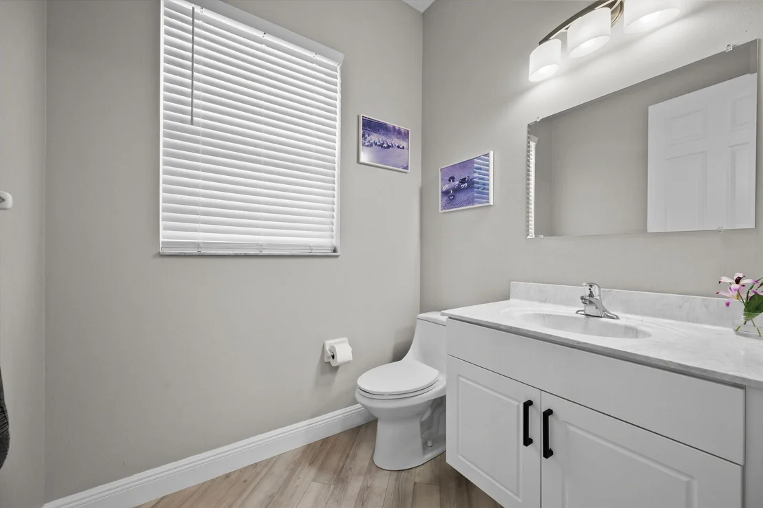Photo of 1215 Creekside Drive