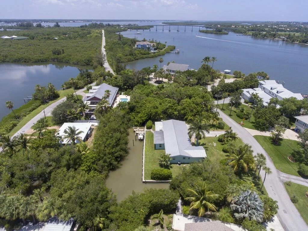 Photo of 285 Live Oak Drive