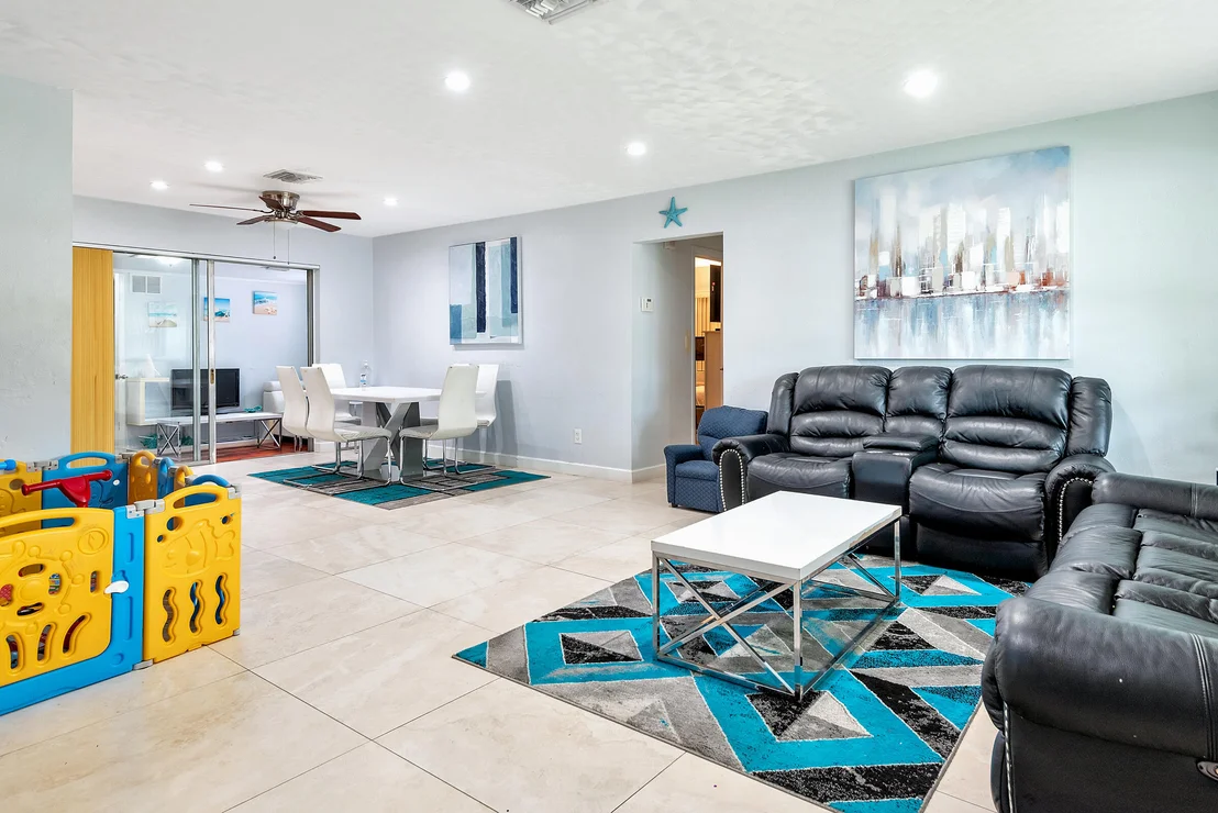 Photo of 4170 Foss Road