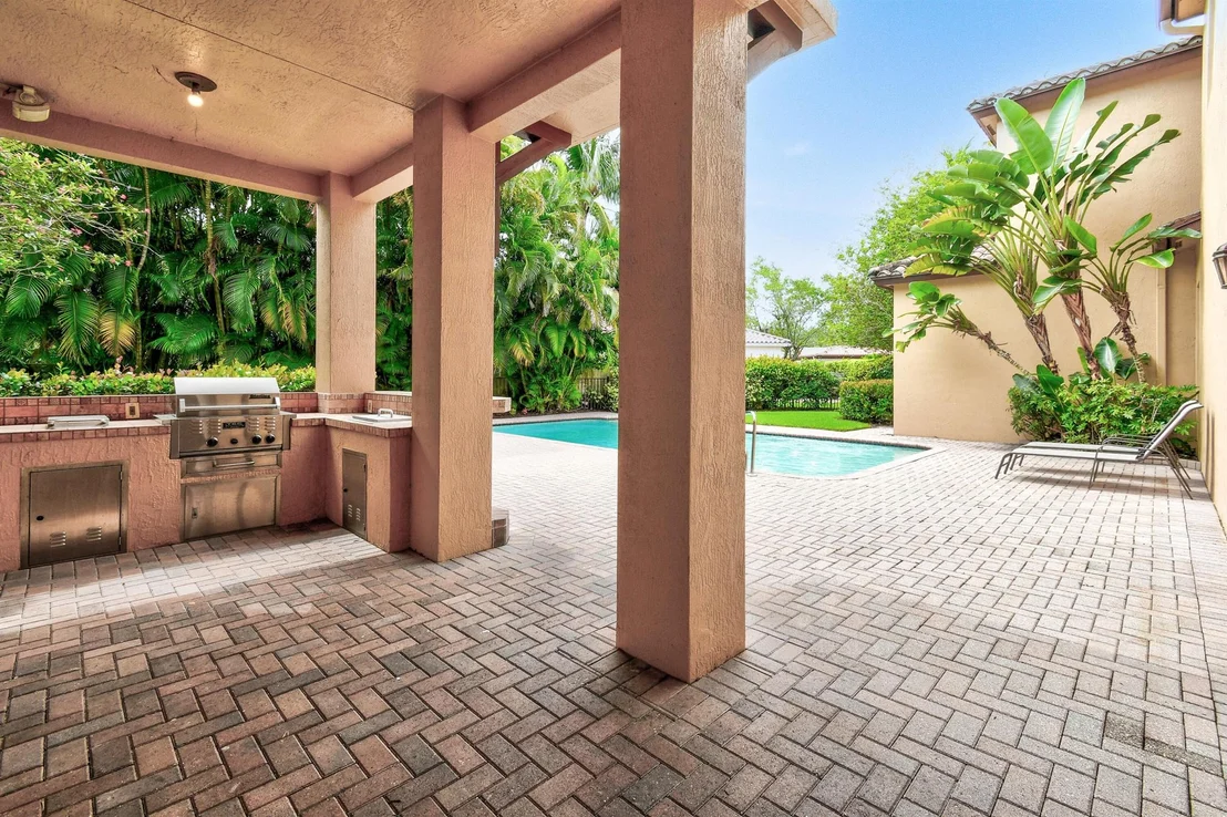 Photo of 138 Santiago Drive