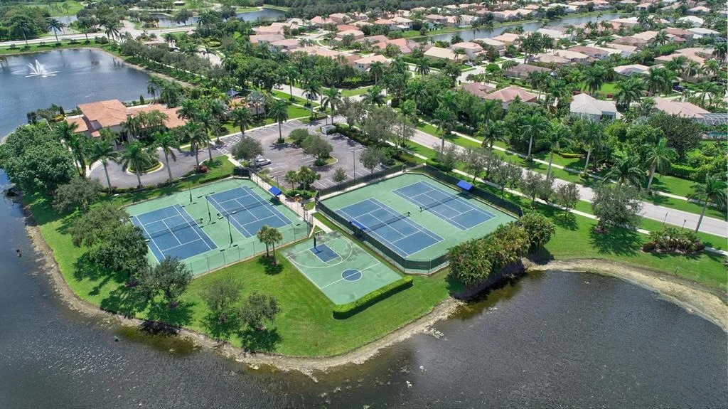Photo of 18617 Sea Turtle Lane
